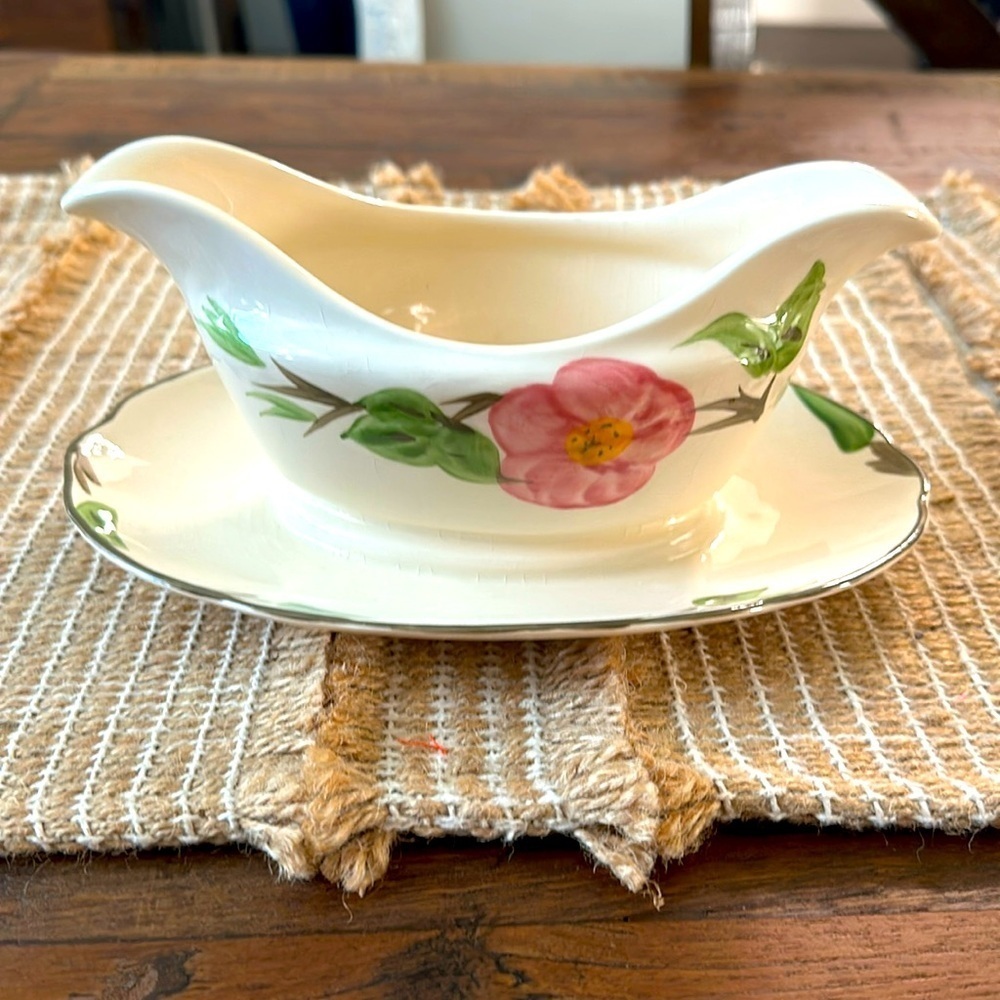 Desert Rose - by FRANCISCAN Gravy Boat with attached under plate